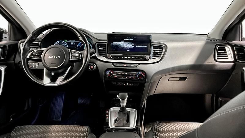 Begagnad Kia XCeed 141 HK (103 kW) 2022 Grå SUV