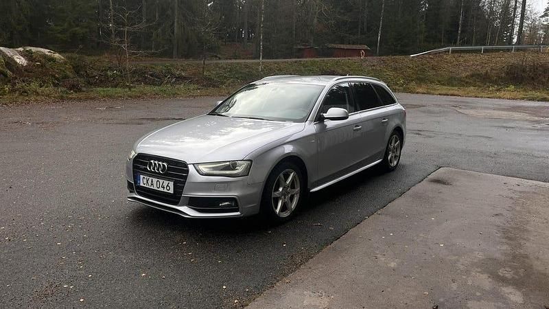 Silver Begagnad 2015 Audi A4 S-Line Kombi | 149 000 kr (Marknadspris) - Bild 1/4