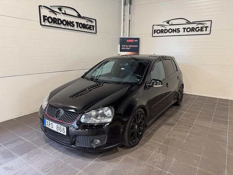 Svart Begagnad 2006 VW Golf V GTI Halvkombi | 49 900 kr (Marknadspris) - Bild 1/4