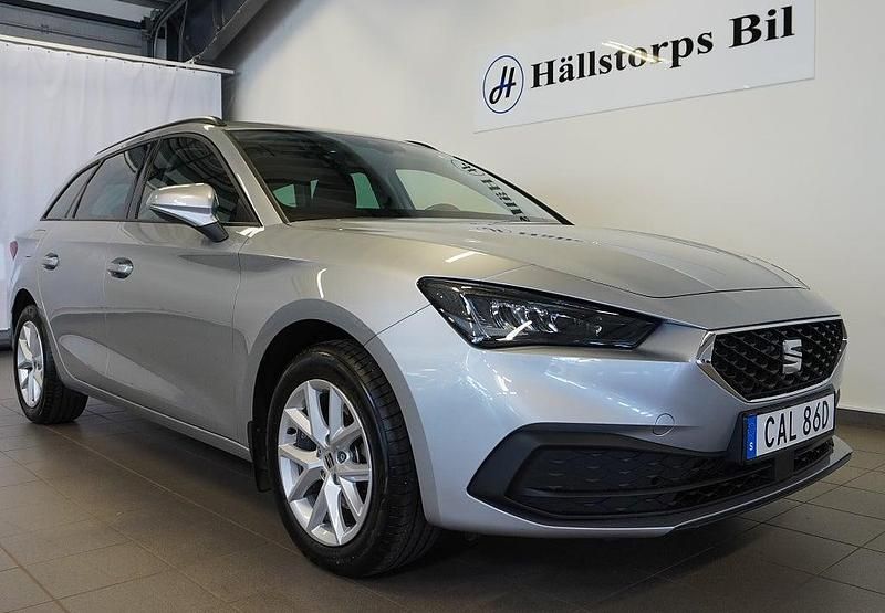 Begagnad Seat Leon 112 HK (82 kW) 2024 Silver