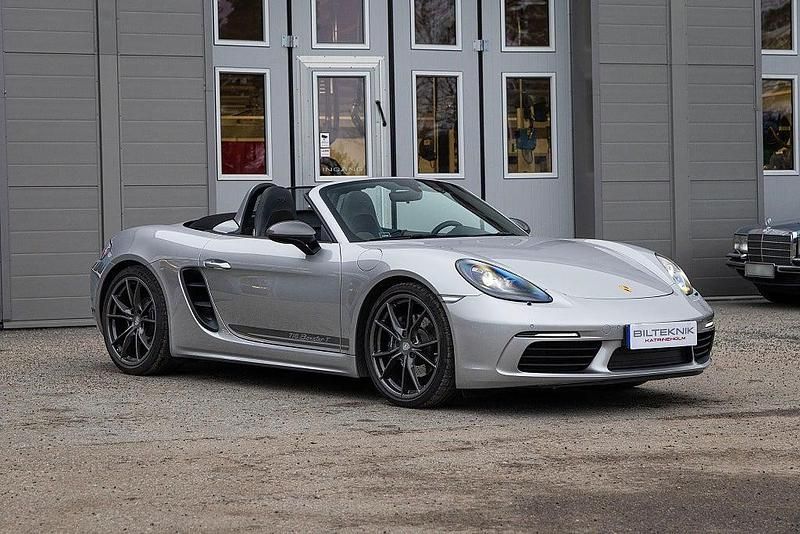 Silver Begagnad 2019 Porsche 718 Boxster Cab | 685 000 kr - Bild 1/4