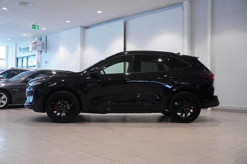 Ny Ford Kuga 243 HK (178 kW) 2026 Svart SUV