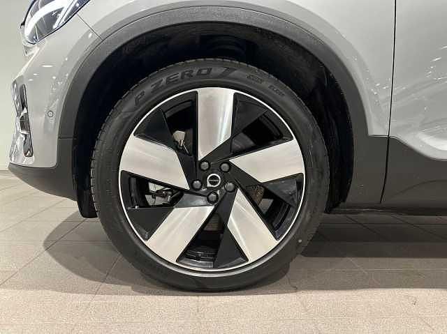 Begagnad Volvo EC40 Single Motor Extended Range 185 kW (252 HK) 2026 Grå SUV