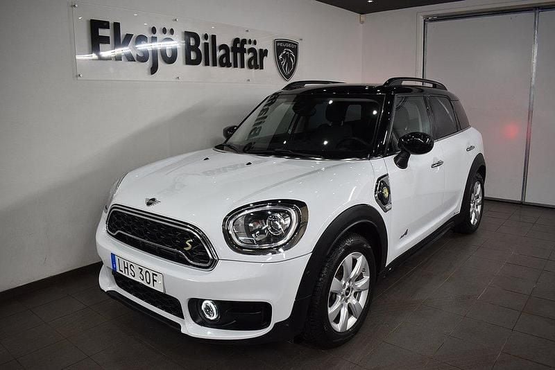 Vit Begagnad 2019 Mini Cooper Countryman SUV | 239 500 kr (Marknadspris) - Bild 1/4