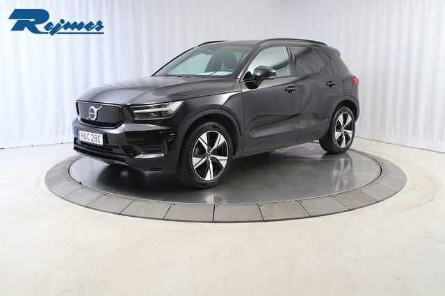 Svart Begagnad 2022 Volvo XC40 Core SUV | 274 000 kr - Bild 1/4