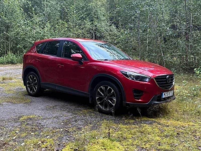 Röd Begagnad 2016 Mazda CX-5 Optimum SUV | 119 500 kr (Lite dyr) - Bild 1/4