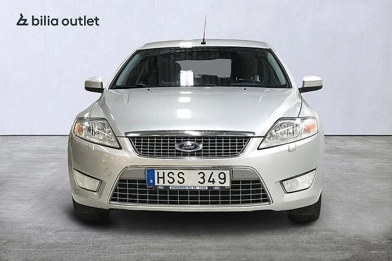 Begagnad Ford Mondeo 2010 Grå Halvkombi