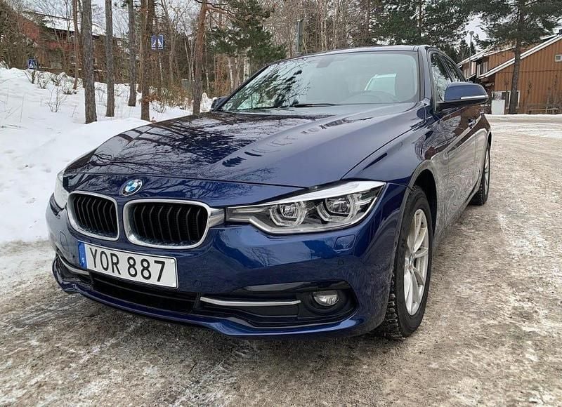 Begagnad BMW 320 Sport Line 190 HK (139 kW) 2018