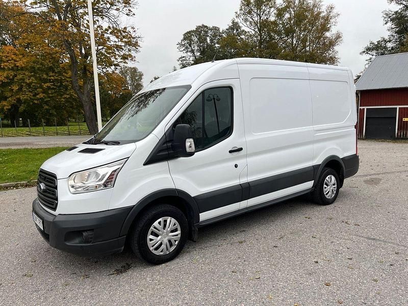 Vit Begagnad 2018 Ford Transit Van | 129 900 kr (Bra pris) - Bild 1/4