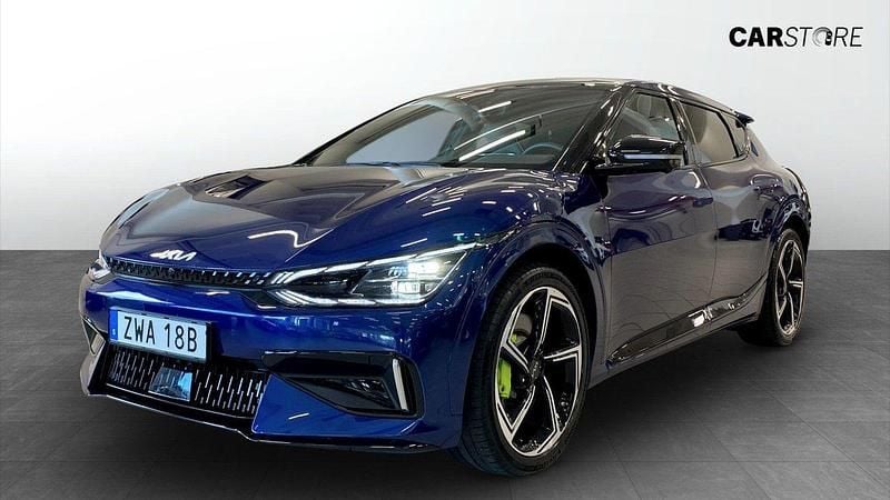 Blå Begagnad 2023 Kia EV6 3 SUV | 479 900 kr - Bild 1/4