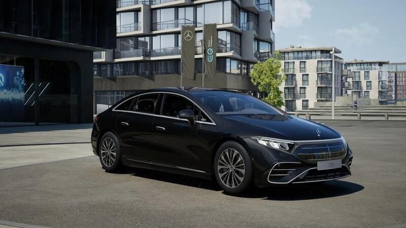 Svart Ny 2024 Mercedes EQS350 Sedan | 899 000 kr - Bild 1/2