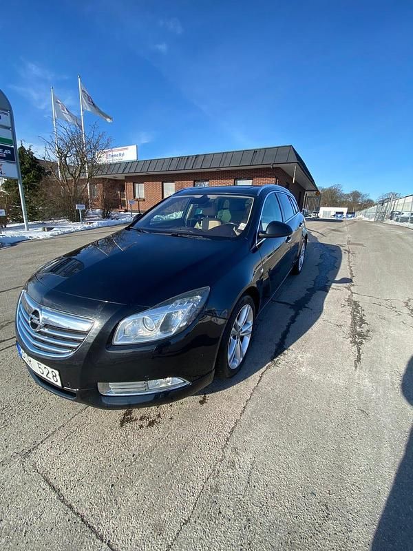 Begagnad Opel Insignia 195 HK (143 kW) 2013 Kombi