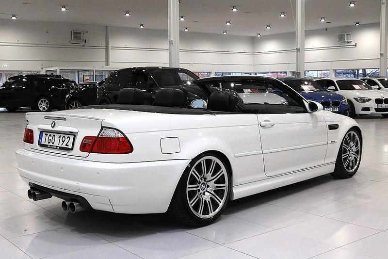 Begagnad BMW M3 343 HK (252 kW) 2002 Vit Cab
