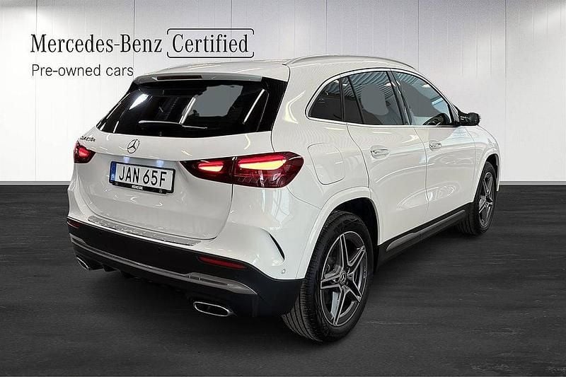Begagnad Mercedes GLA250 AMG 163 HK (119 kW) 2023 Vit SUV