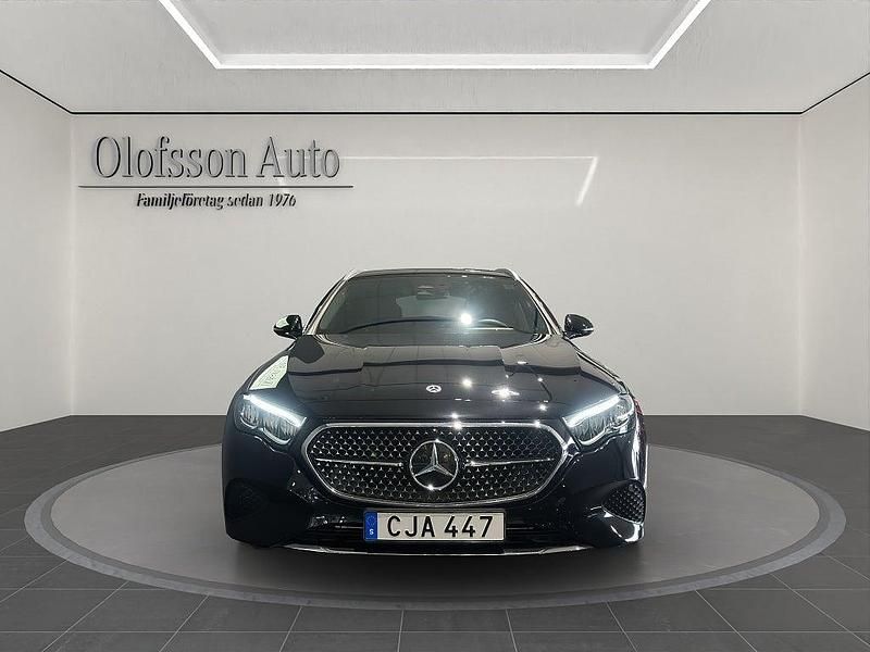 Begagnad Mercedes E300 Avantgarde 313 HK (230 kW) 2024 Svart Kombi