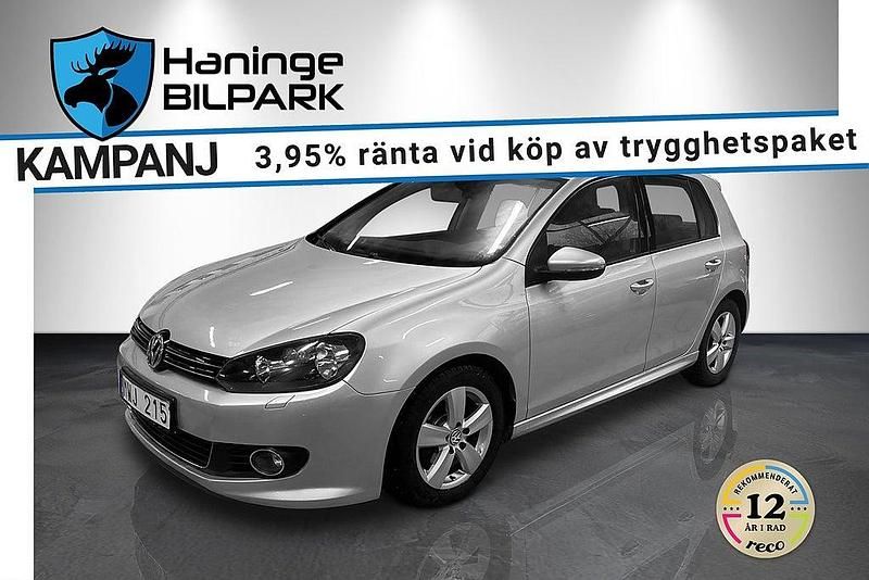 Silver Begagnad 2012 VW Golf VII Sportline Halvkombi | 69 995 kr (Marknadspris) - Bild 1/2
