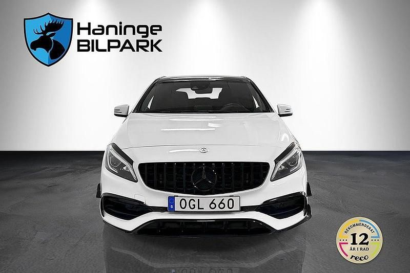 Begagnad Mercedes A45 AMG AMG 381 HK (280 kW) 2016 Vit Halvkombi