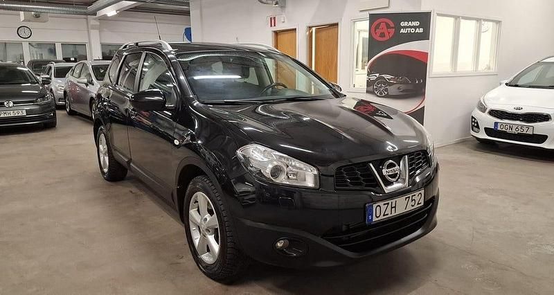 Begagnad Nissan Qashqai +2 131 HK (96 kW) 2013 Svart SUV