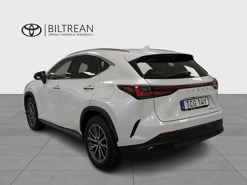 Begagnad Lexus NX450h+ Executive Line 309 HK (227 kW) 2023 Vit SUV