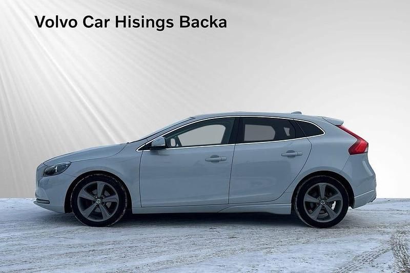Begagnad Volvo V40 Standard 116 HK (85 kW) 2012 Blå Halvkombi