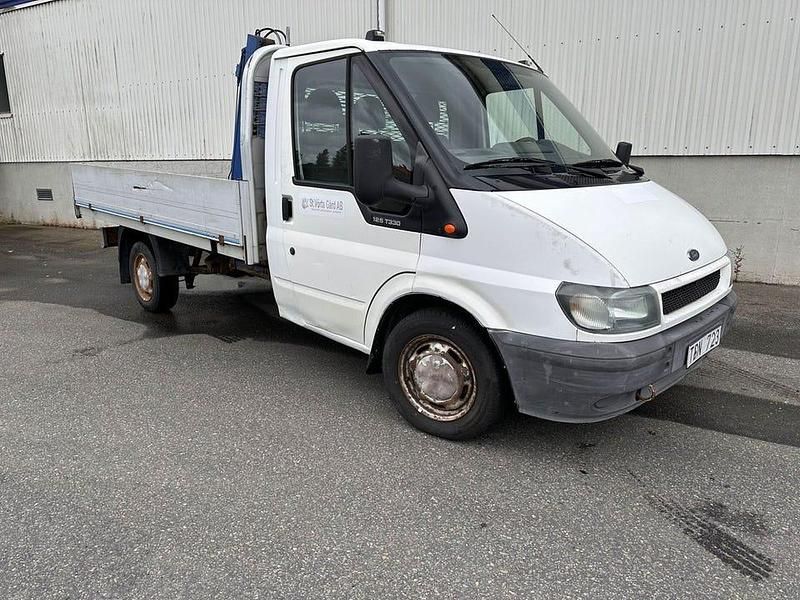 Vit Begagnad 2002 Ford Transit Van | 39 900 kr (Marknadspris) - Bild 1/4