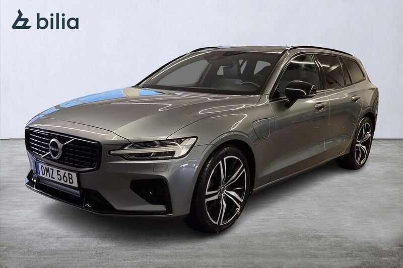Grå Begagnad 2020 Volvo V60 R-Design Kombi | 369 000 kr (Marknadspris) - Bild 1/3