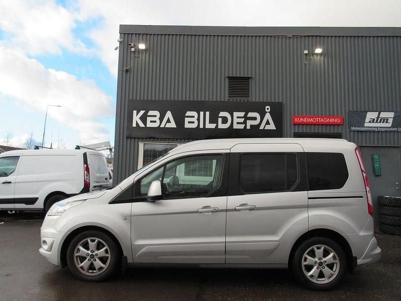 Begagnad Ford Tourneo Connect 120 HK (88 kW) 2016 Grå Minibuss