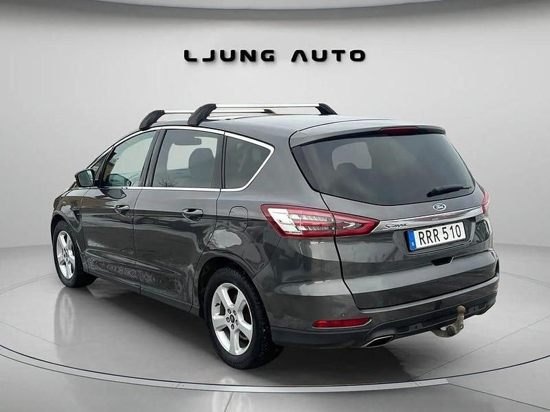 Begagnad Ford S-MAX Business Edition 180 HK (132 kW) 2017 Grå Minibuss