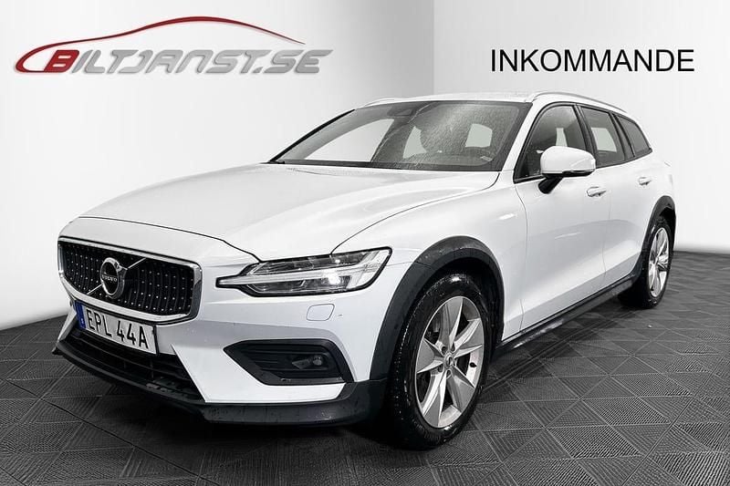 Vit Begagnad 2019 Volvo V60 CC Kombi | 229 900 kr (Marknadspris) - Bild 1/4