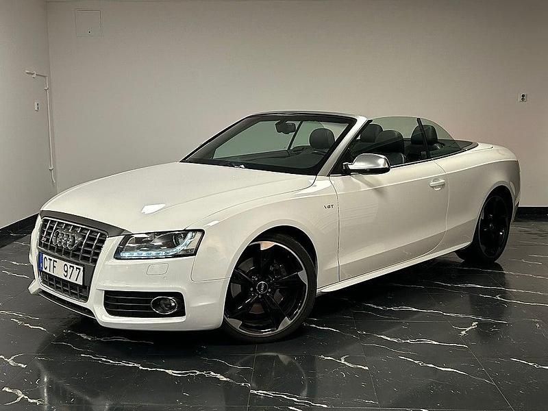 Begagnad Audi Cabriolet 333 HK (244 kW) 2009 Vit Cab