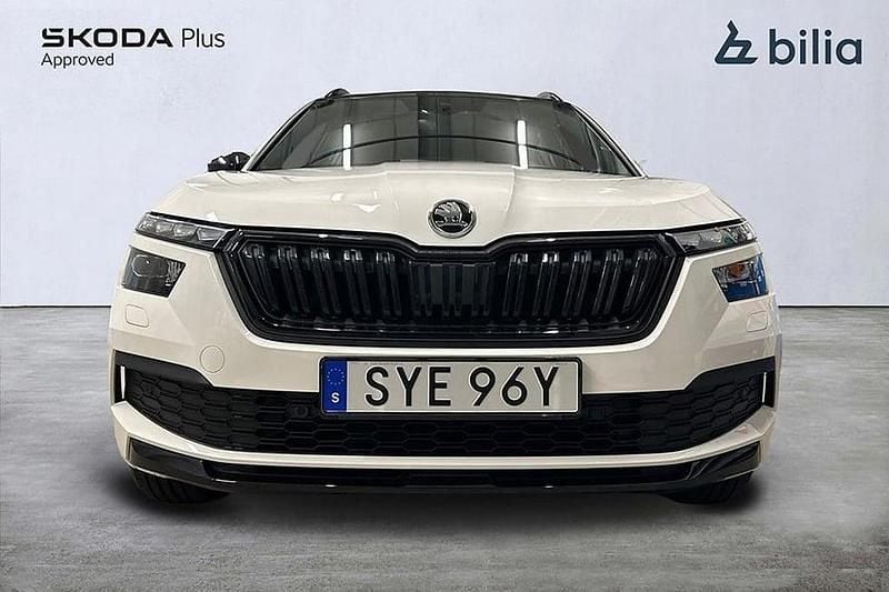 Begagnad Skoda Kamiq Monte Carlo 112 HK (82 kW) 2021 Vit (candy white) SUV