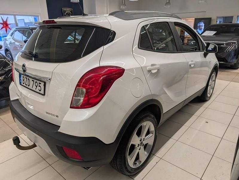 Begagnad Opel Mokka 140 HK (102 kW) 2013 Vit SUV
