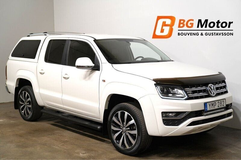 Vit Begagnad 2017 VW Amarok Highline Pickup | 338 900 kr (Marknadspris) - Bild 1/4