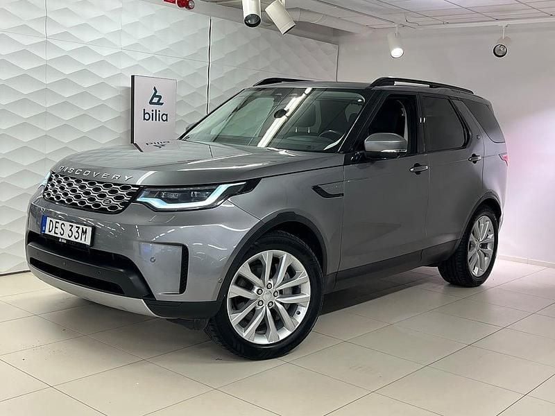 Grå Begagnad 2021 Land Rover Discovery 5 SE SUV | 529 000 kr (Dyr) - Bild 1/4