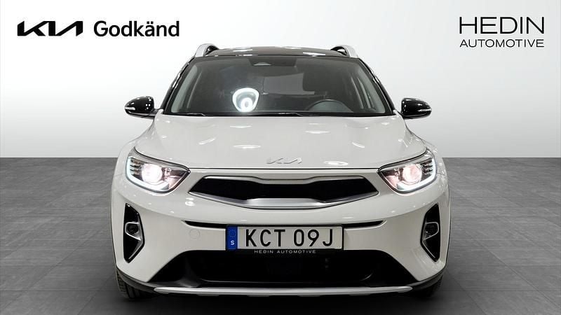 Begagnad Kia Stonic Advance 120 HK (88 kW) 2022 Vit SUV