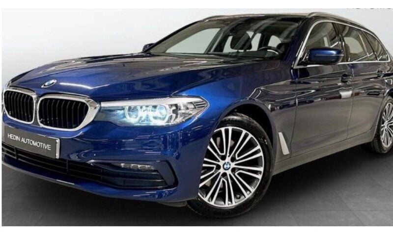 Blå Begagnad 2019 BMW 520 Sport Line Kombi | 279 500 kr (Superpris) - Bild 1/4