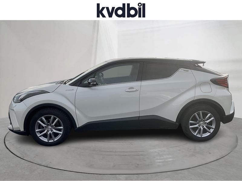 Begagnad Toyota C-HR 2021 Vit SUV