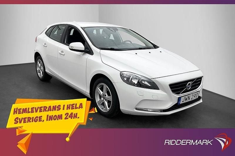 Vit Begagnad 2016 Volvo V40 | 159 900 kr (Marknadspris) - Bild 1/3