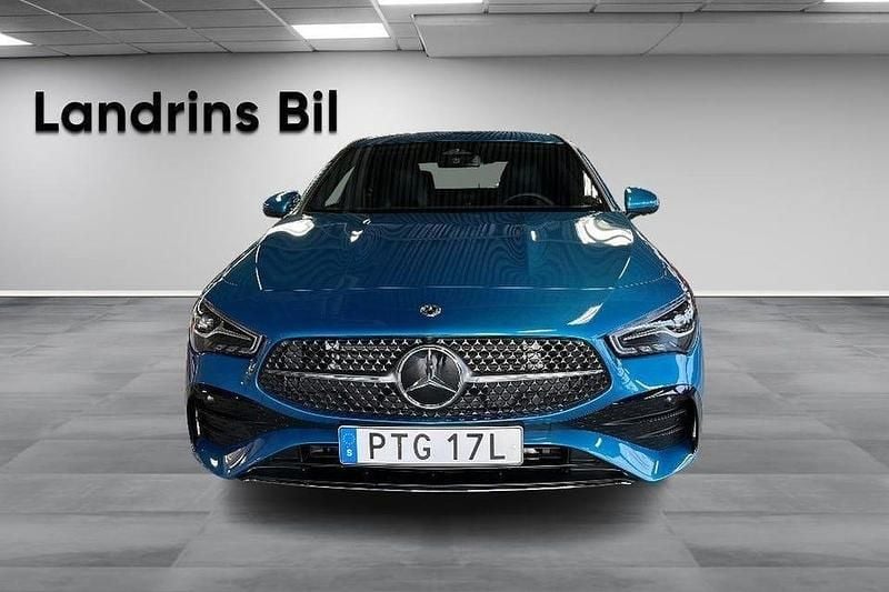 Begagnad Mercedes CLA200 Advanced Plus 163 HK (119 kW) 2025 Blå Sedan