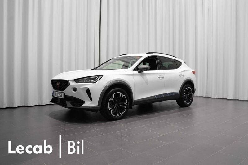 Vit (candy white) Begagnad 2023 Cupra Formentor SUV | 289 500 kr (Marknadspris) - Bild 1/4