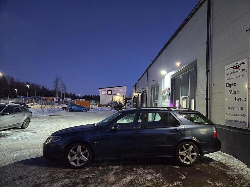 Begagnad Saab 9-5 Linear 150 HK (110 kW) 2005 Blå Kombi