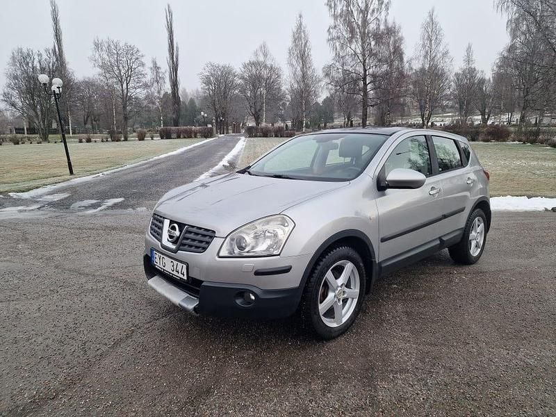 Metallic Begagnad 2007 Nissan Qashqai SUV | 65 000 kr (Dyr) - Bild 1/4