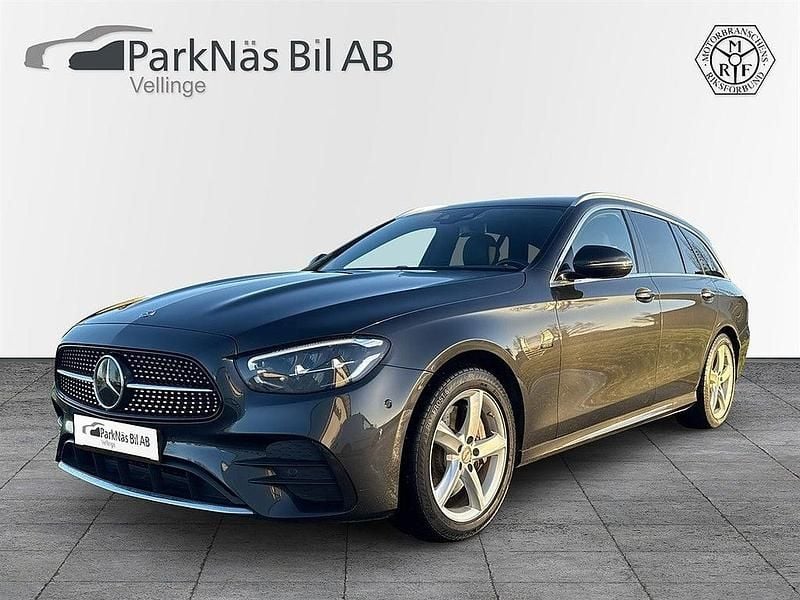 Begagnad Mercedes E300 AMG 306 HK (225 kW) 2021 Grå Kombi