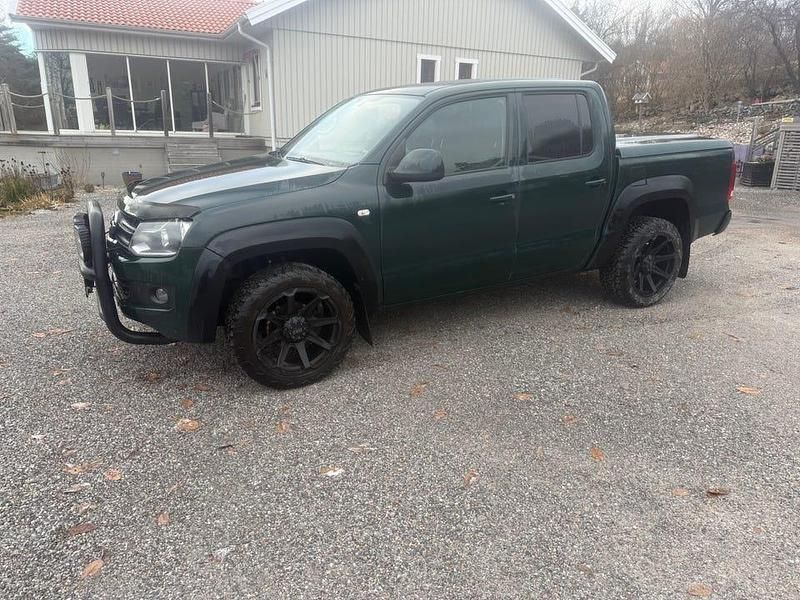 Begagnad 2014 VW Amarok Pickup | 140 000 kr - Bild 1/4