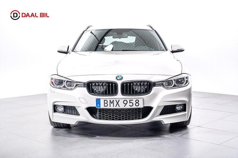 Begagnad BMW 318 M Sport 150 HK (110 kW) 2017 Vit Kombi