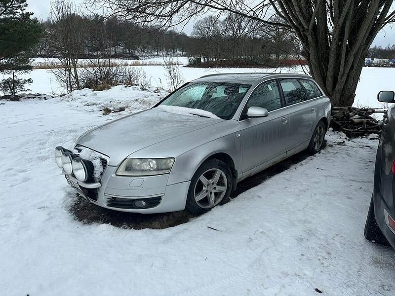 Begagnad Audi A6 224 HK (164 kW) 2006 Kombi