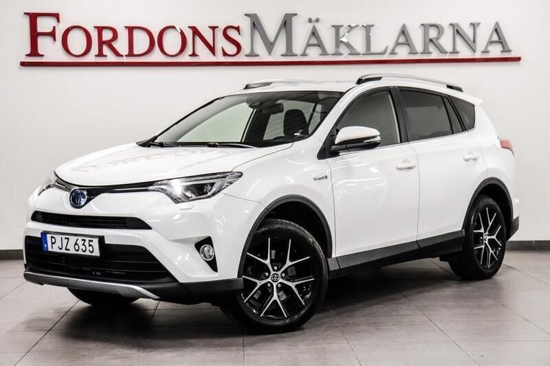 Vit Begagnad 2017 Toyota RAV4 Hybrid Edition SUV | 179 900 kr (Superpris) - Bild 1/4
