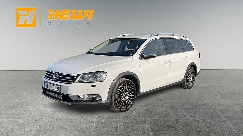 Vit Begagnad 2013 VW Passat Alltrack Kombi | 69 800 kr (Superpris) - Bild 1/4