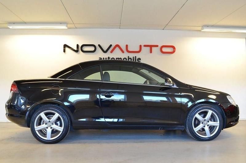 Begagnad VW Eos 150 HK (110 kW) 2008 Svart Cab