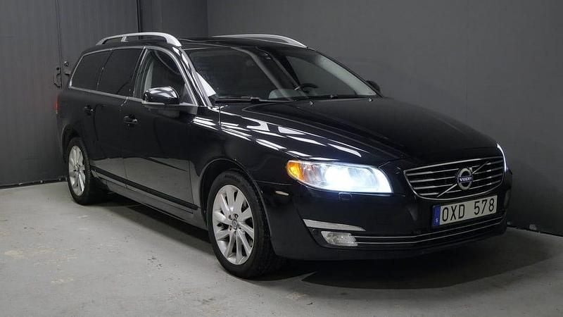 Begagnad Volvo V70 Summum 180 HK (132 kW) 2013 Svart Kombi